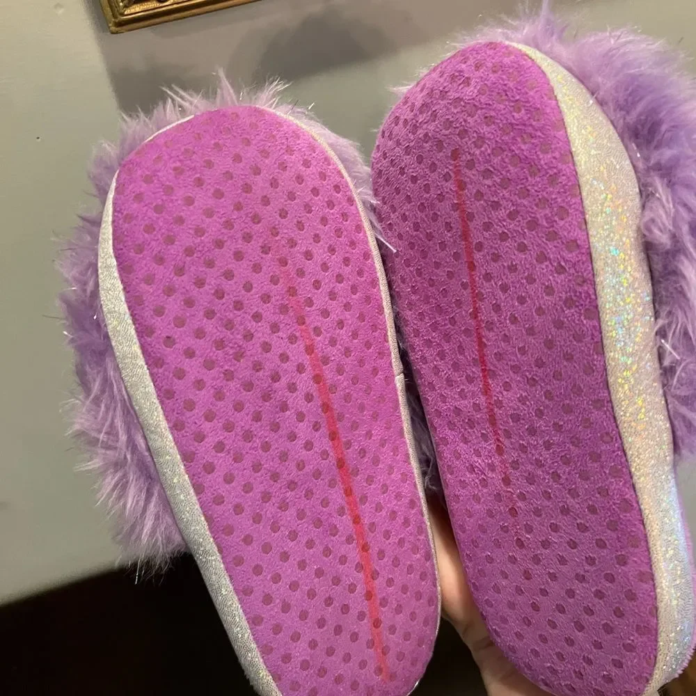 More than magic purple sparkle size 4/5 slippers
